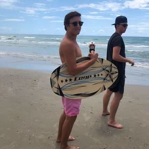 Meet your Posher, Justin